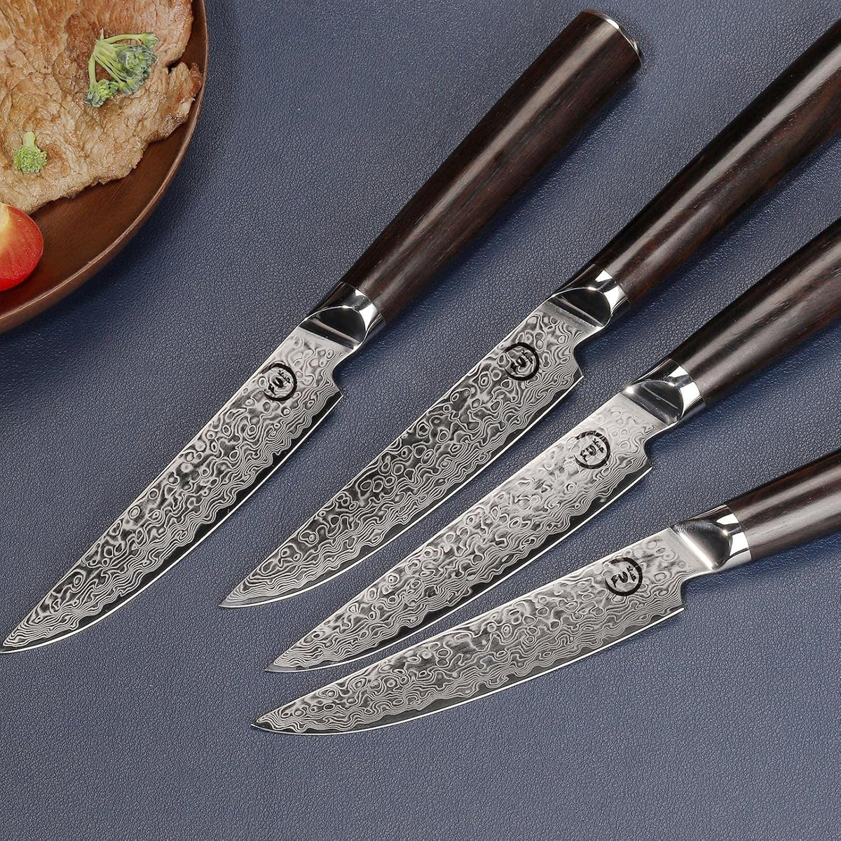 Set of 4 Non-Serrated Damascus Steak Knives with Case V3641
