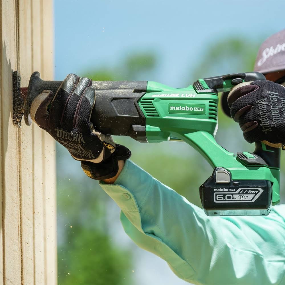 18V Brushless Reciprocating Saw F609040