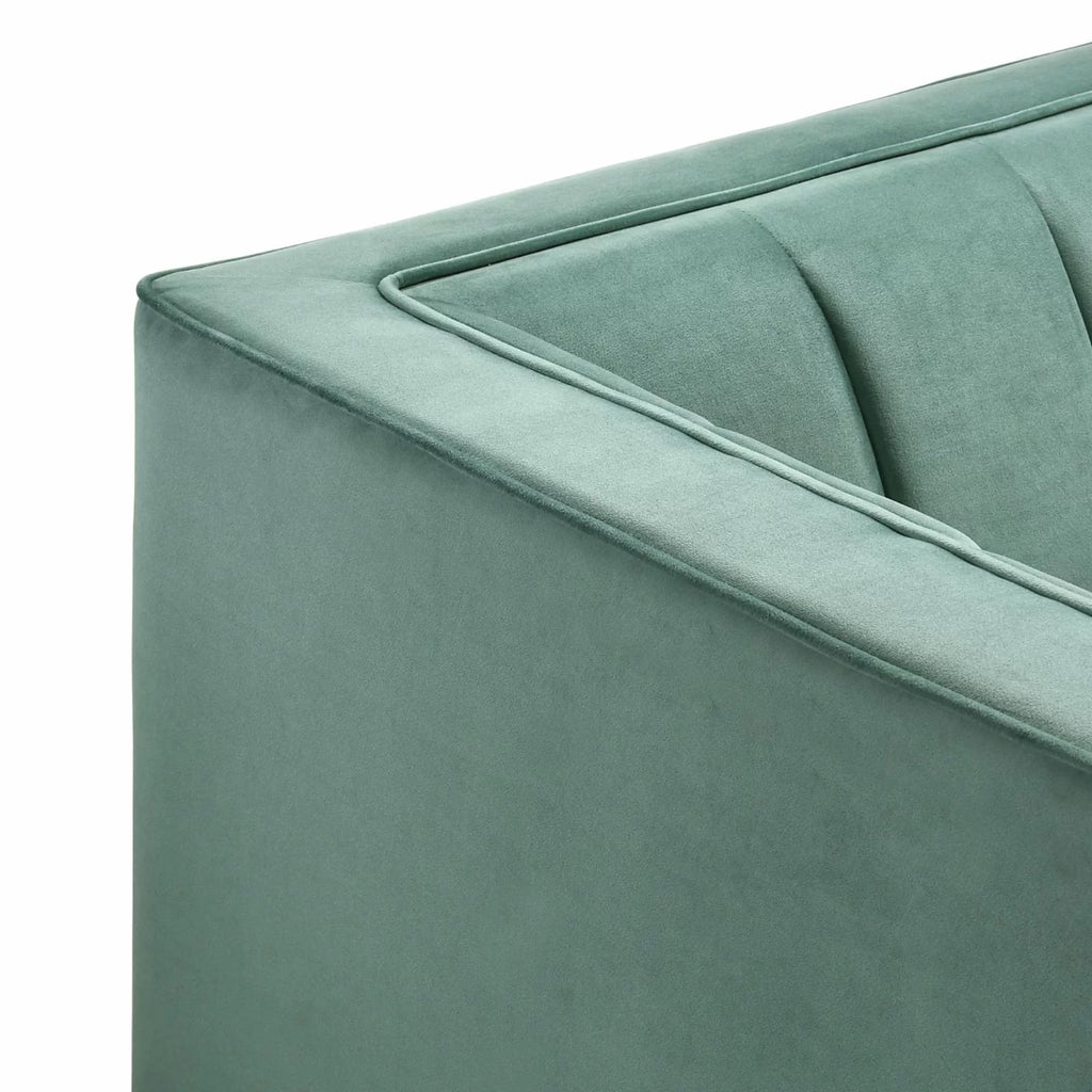 Rose Loveseat J848266