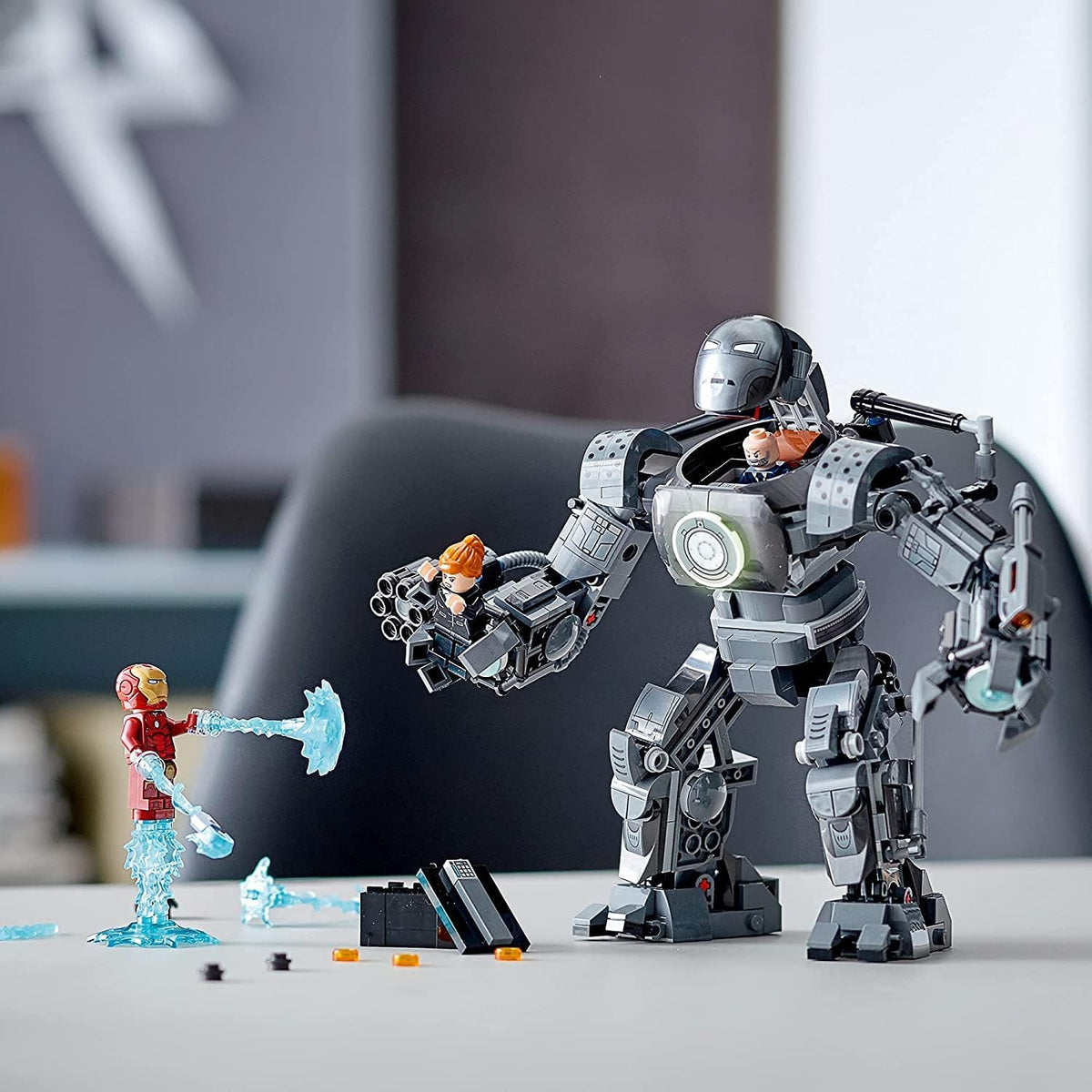 LEGO Marvel Iron Man Monger Mayhem Set 76190, Avengers Mech Building Toy, Action Figure D724