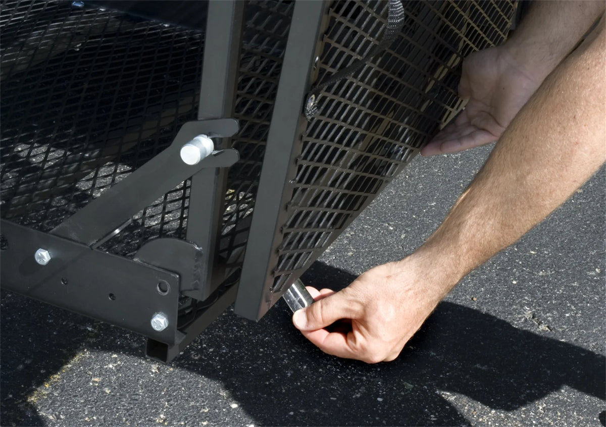 Utility Cargo Carrier Loading Ramp O275
