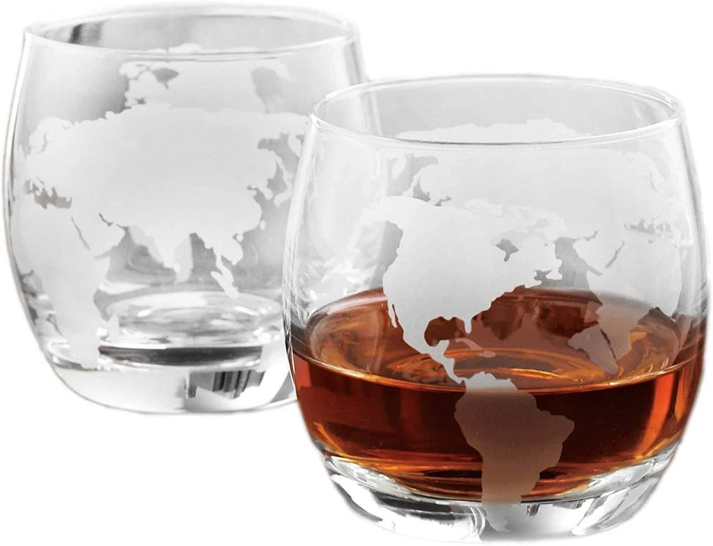 50 Oz Handmade Etched Globe Decanter Set with Wooden Stand and 2 Glasses Q19380