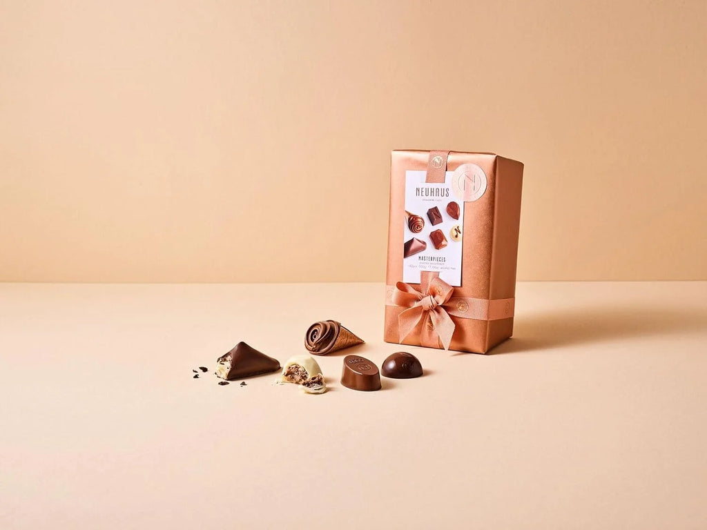 1 Lb Assorted Milk, White & Dark Chocolate Pralines P680