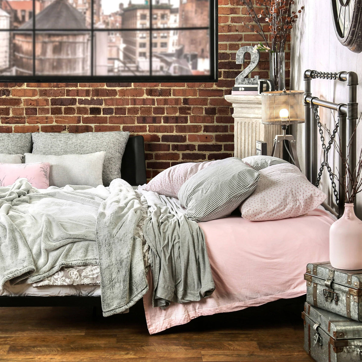Industrial Brushed Silver Bed California King O188425