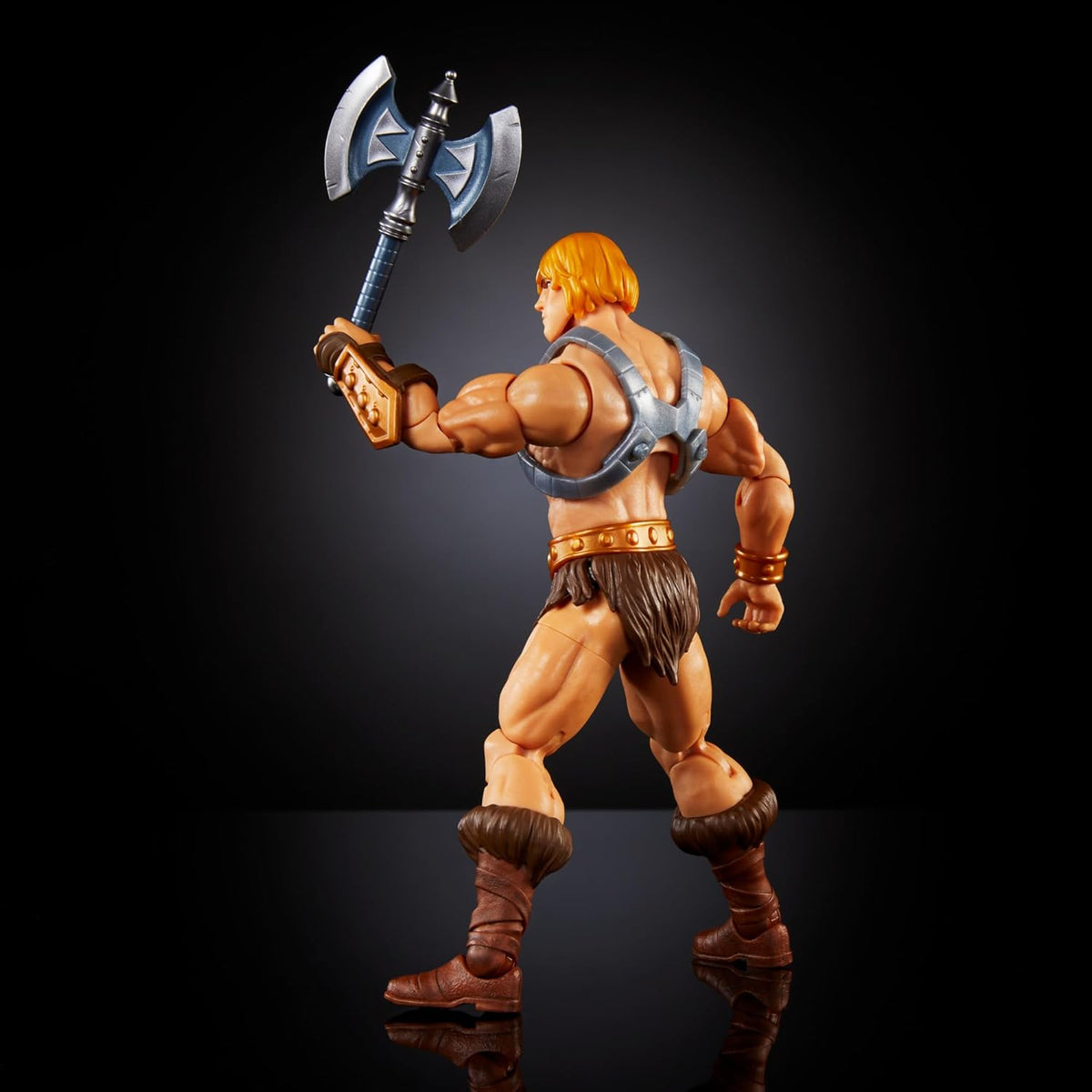 He-Man Action Figure with Removable Battle Armor, 30 Articulations V683981