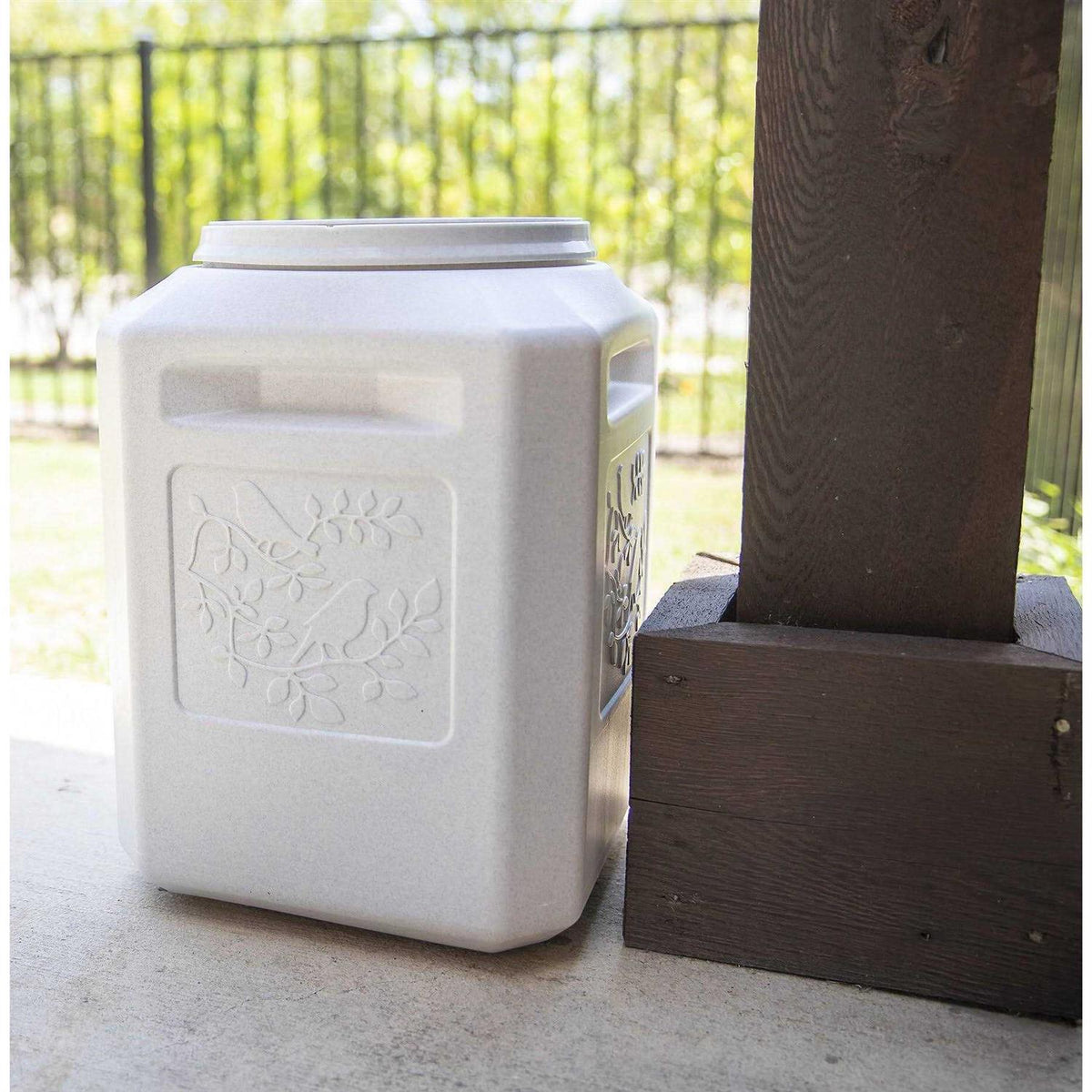 Bird Seed Storage Container O65601
