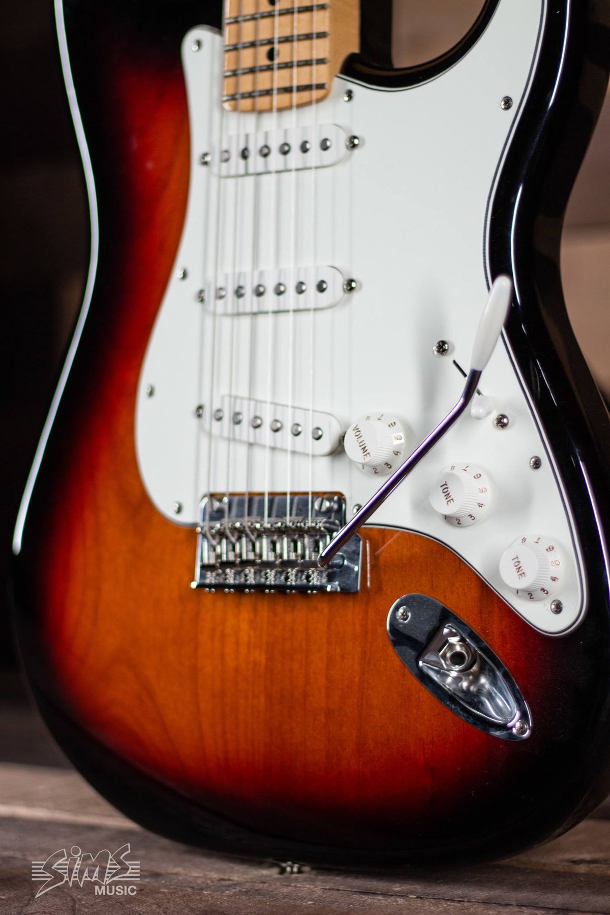 3-Color Sunburst Electric Guitar T816733