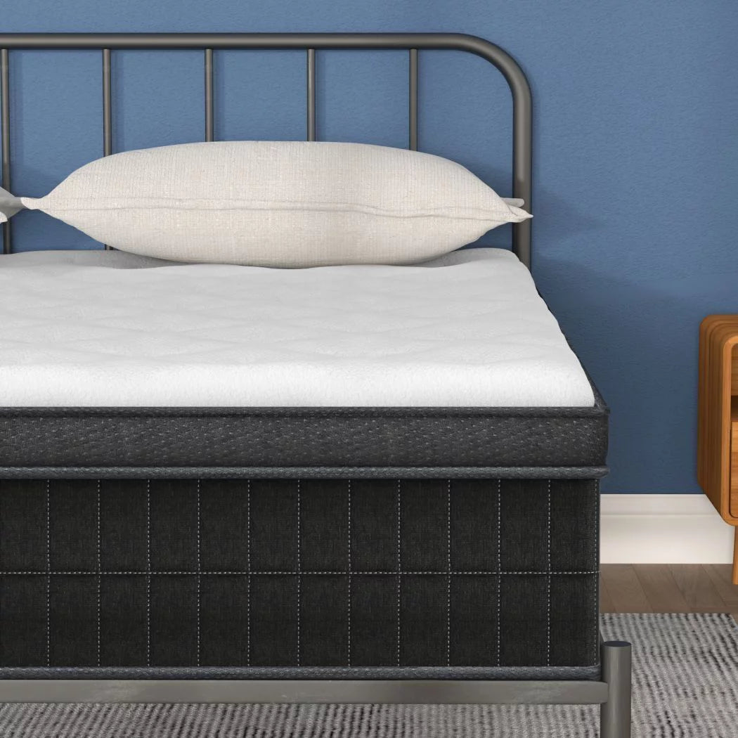 Queen Hybrid Medium Firm Mattress C126702