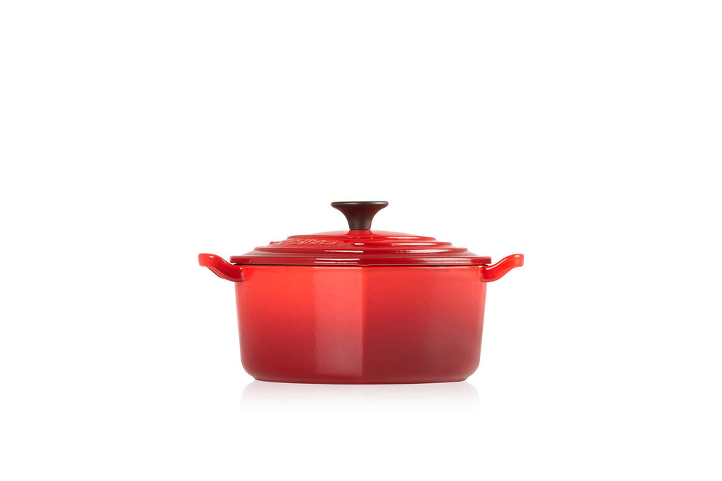 Red Enameled Cast-Iron 2-Quart Heart Casserole Q895
