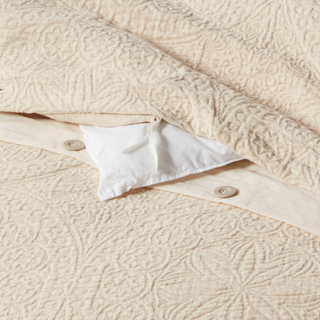 Natural Matelasse Medallion Duvet Cover & Sham Set V156990