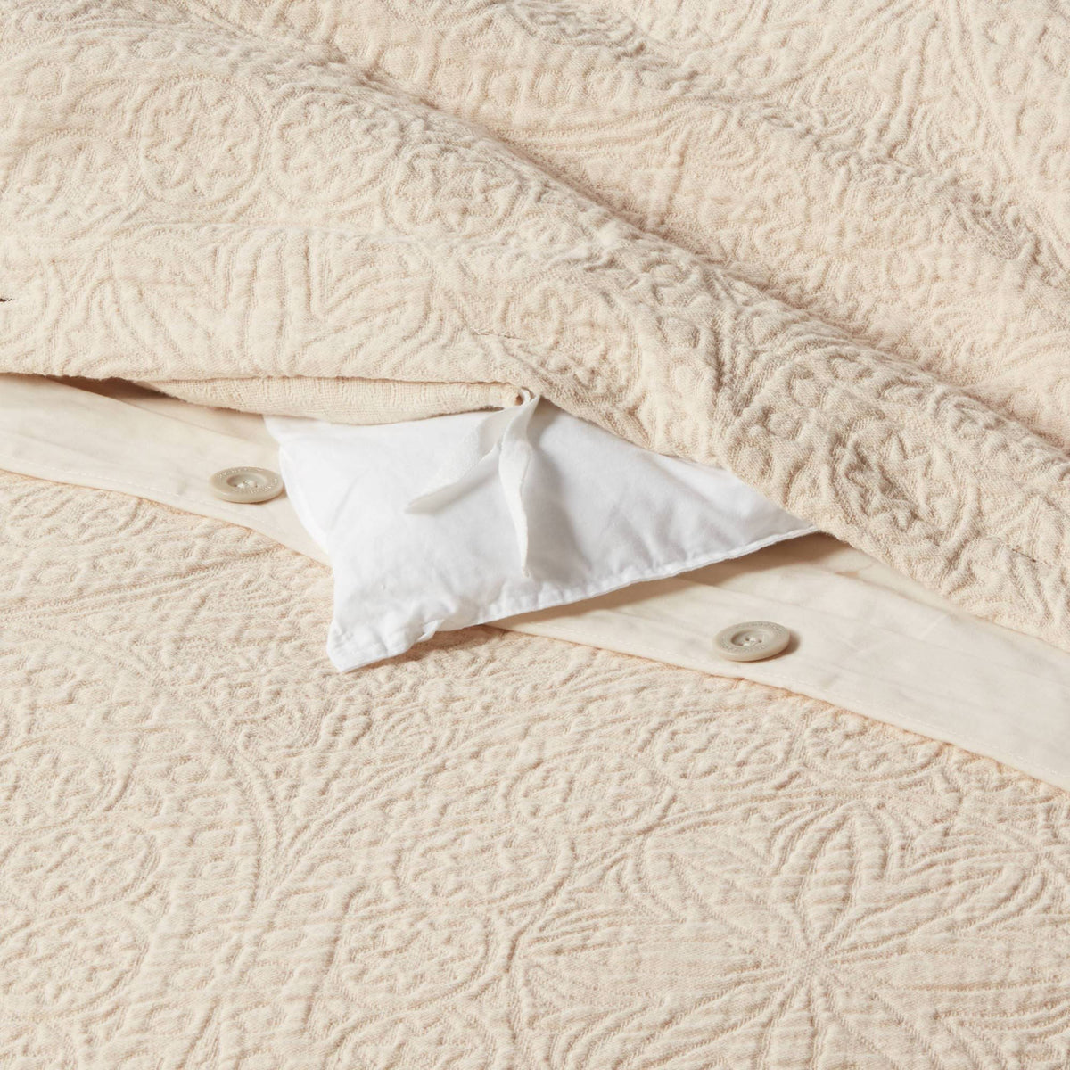Natural Matelasse Medallion Duvet Cover & Sham Set V156990