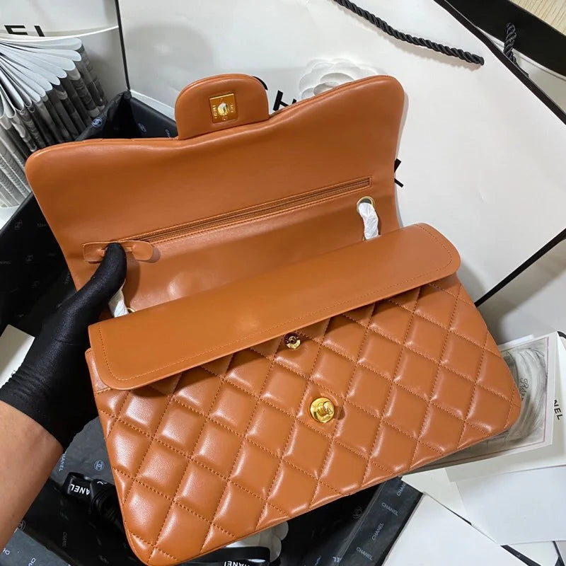 Large Classic Handbag Gold Hardware Brown I396199