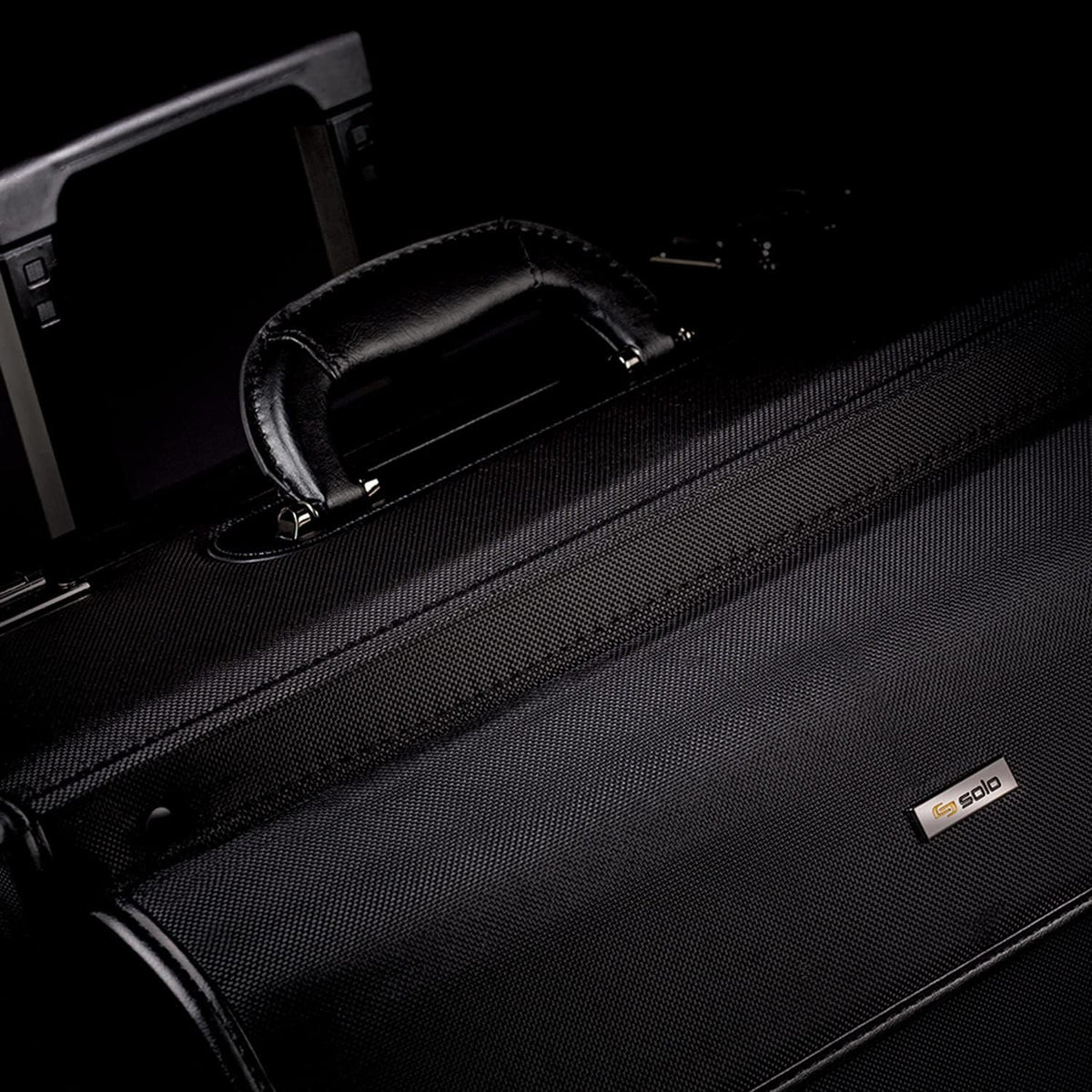 Black Rolling Catalog Case W2900
